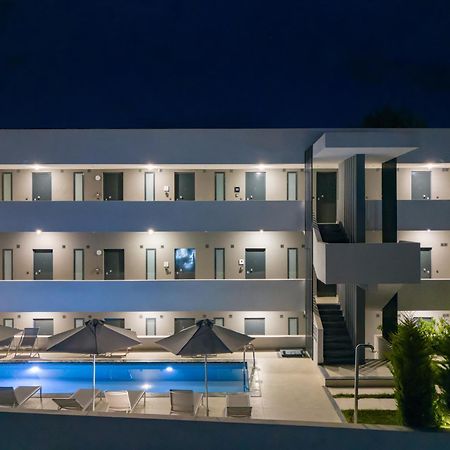 Live The Luxe Apartment Kallithea  ภายนอก รูปภาพ
