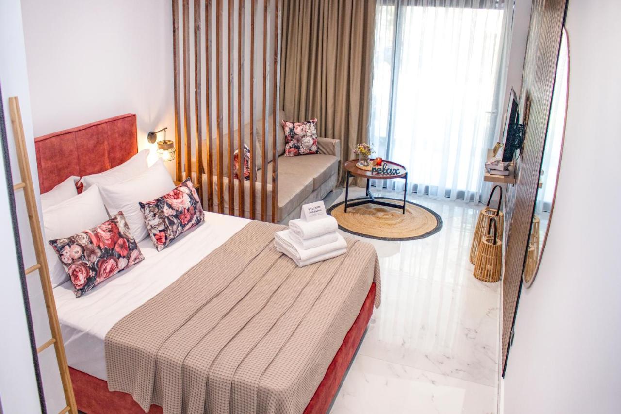 Live The Luxe Apartment Kallithea  ภายนอก รูปภาพ