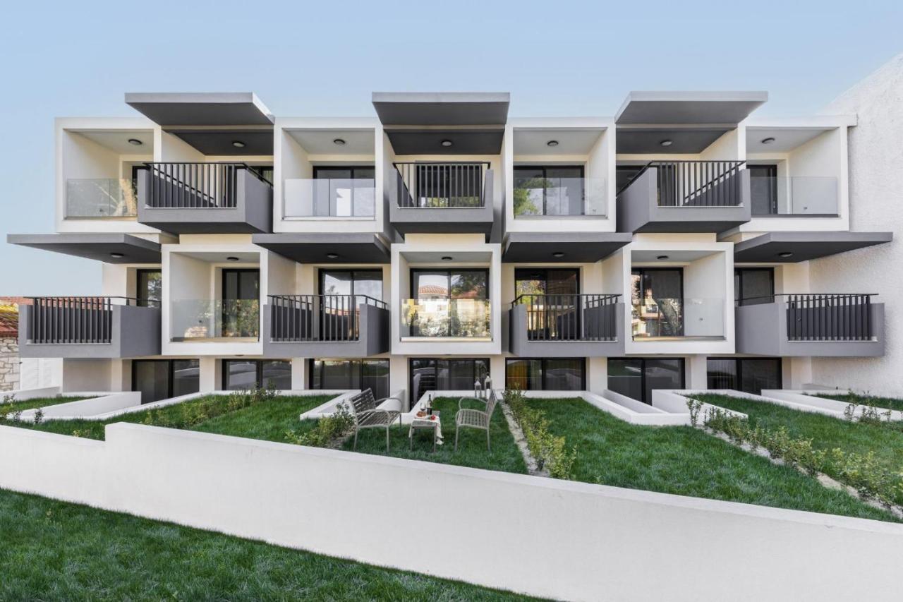 Live The Luxe Apartment Kallithea  ภายนอก รูปภาพ